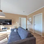 Sonnengruß - Stilvolles Mit Balkon, Kamin&wellness-flair Am Krakower Apartment