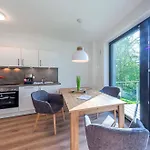 Sonnengruß - Stilvolles Mit Balkon, Kamin&wellness-flair Am Krakower Apartment *