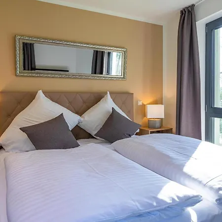 Sonnengruss - Stilvolles Mit Balkon, Kamin & Wellness-flair Am Krakower * Краков-ам-Зе