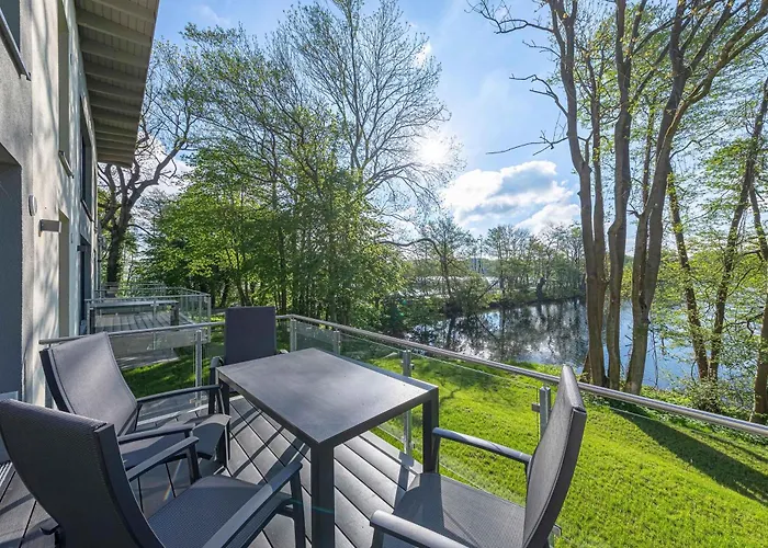 Honigbiene - Stilvolles Mit Balkon, Kamin & Wellness-flair Am Krakower