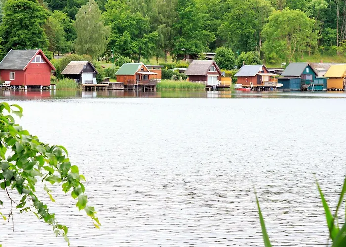 Honigbiene - Stilvolles Mit Balkon, Kamin & Wellness-flair Am Krakower *